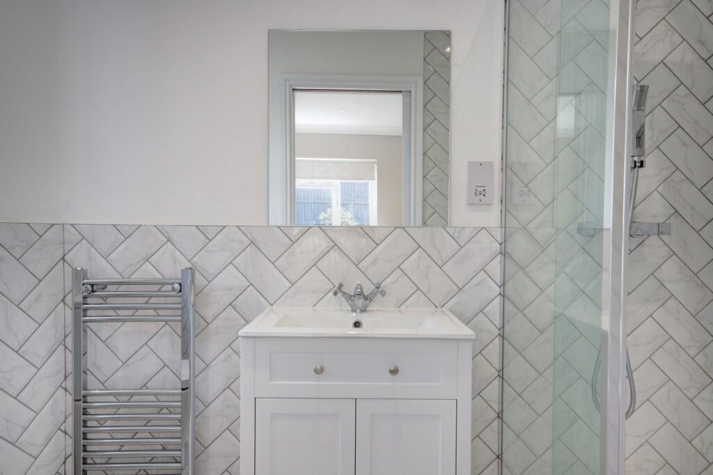 Bed 4 Ensuite