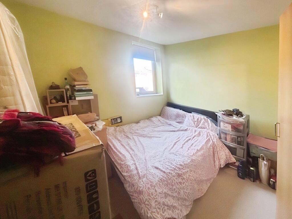 bedroom1