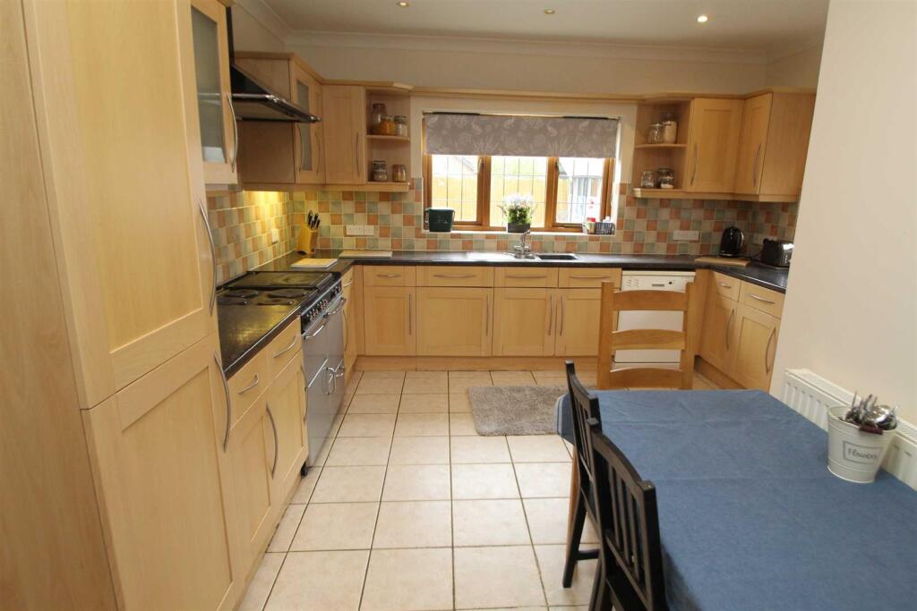 Additional Photograph..