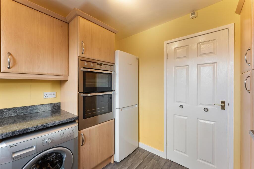 11 Oakleigh Rise. -8.jpg