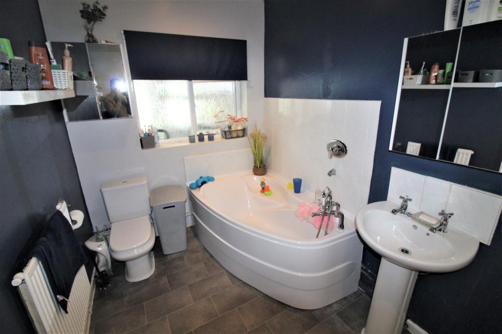 Bathroom.jpeg