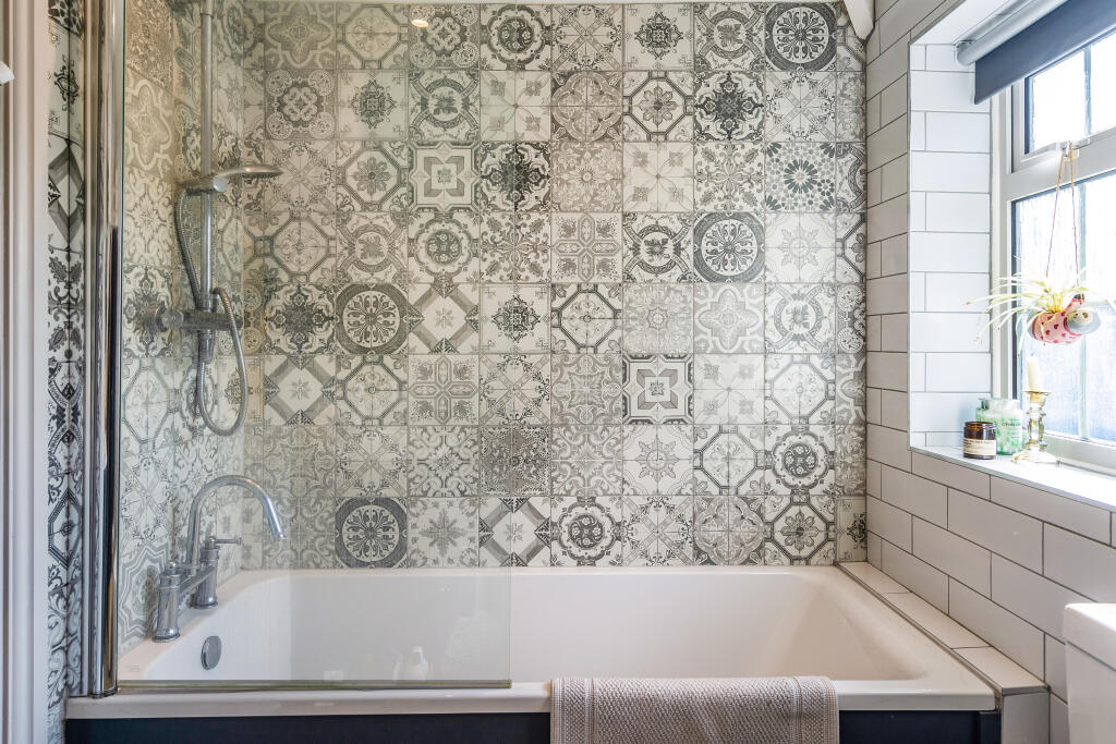 Bathroom 2
