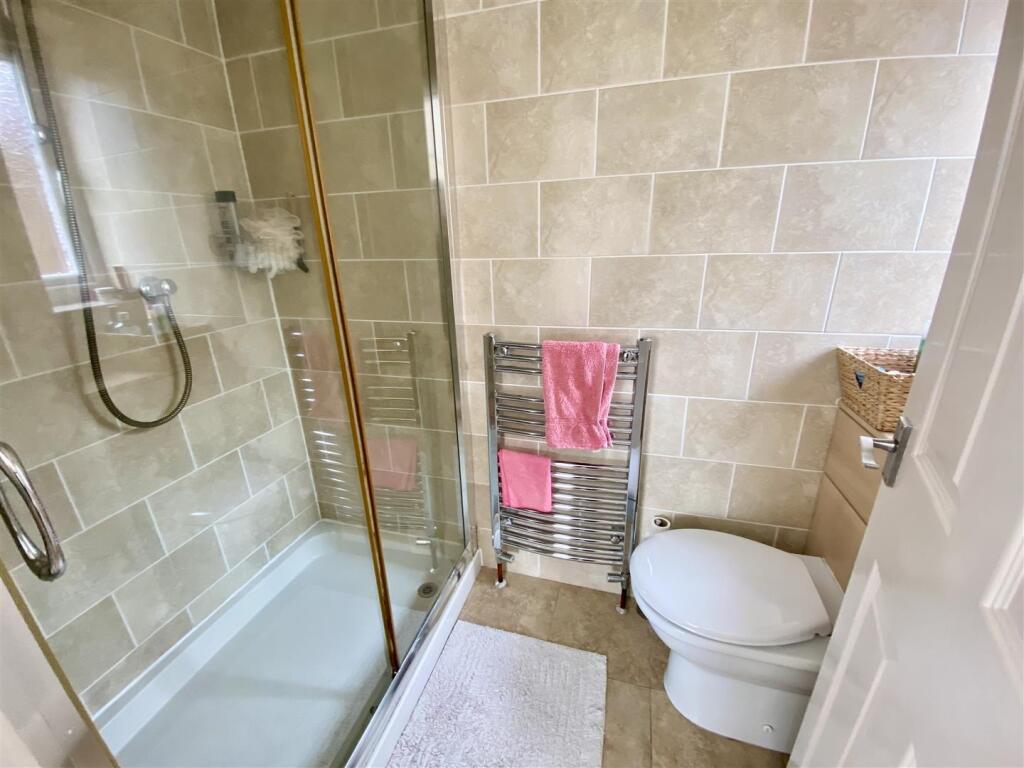 Bramleys Estate Agents - Overhall Park - Mirfield 