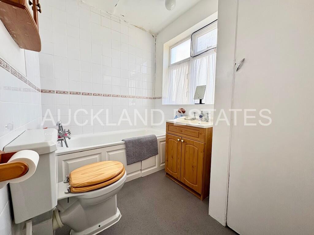 image00018 (4)-17...