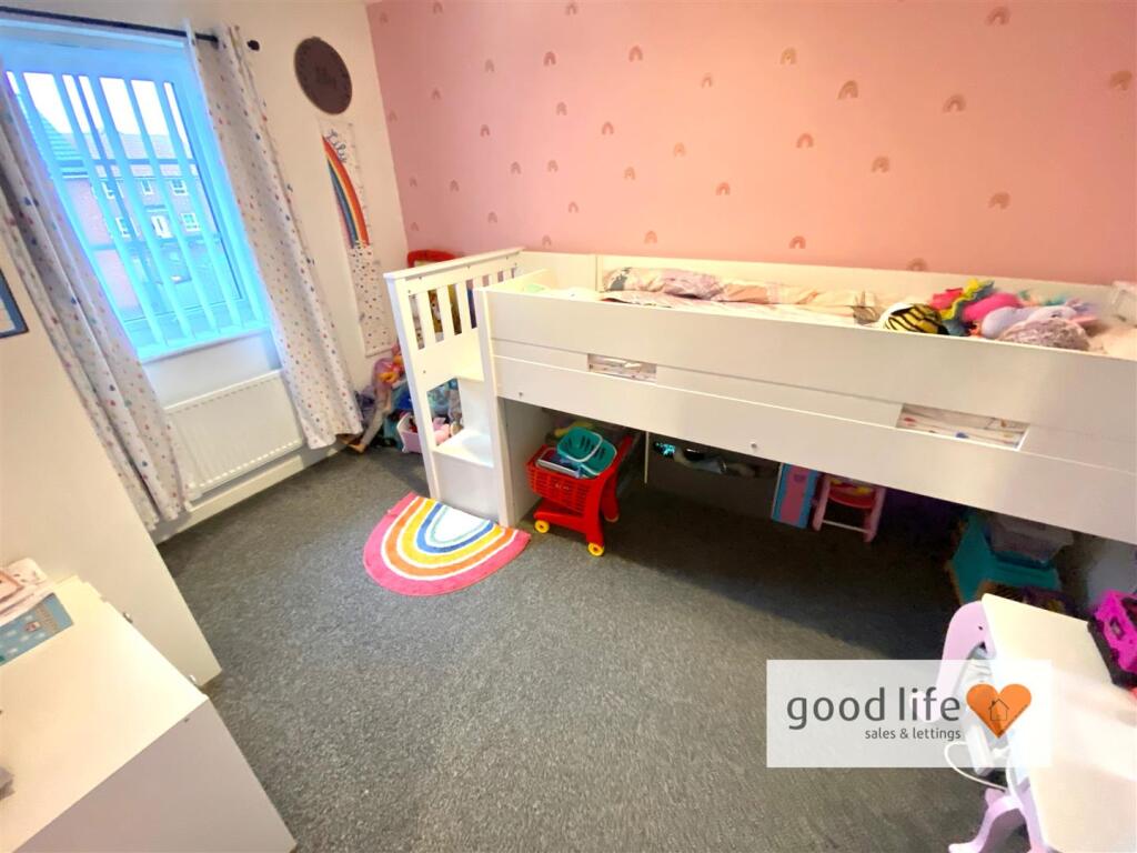 20250127_122948093_iOS21burcombeclose.jpg