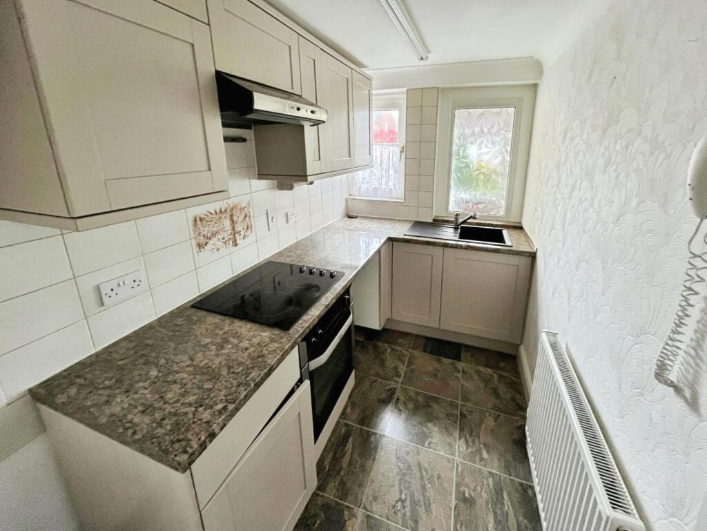 25ee1f18-Kitchen.jpg