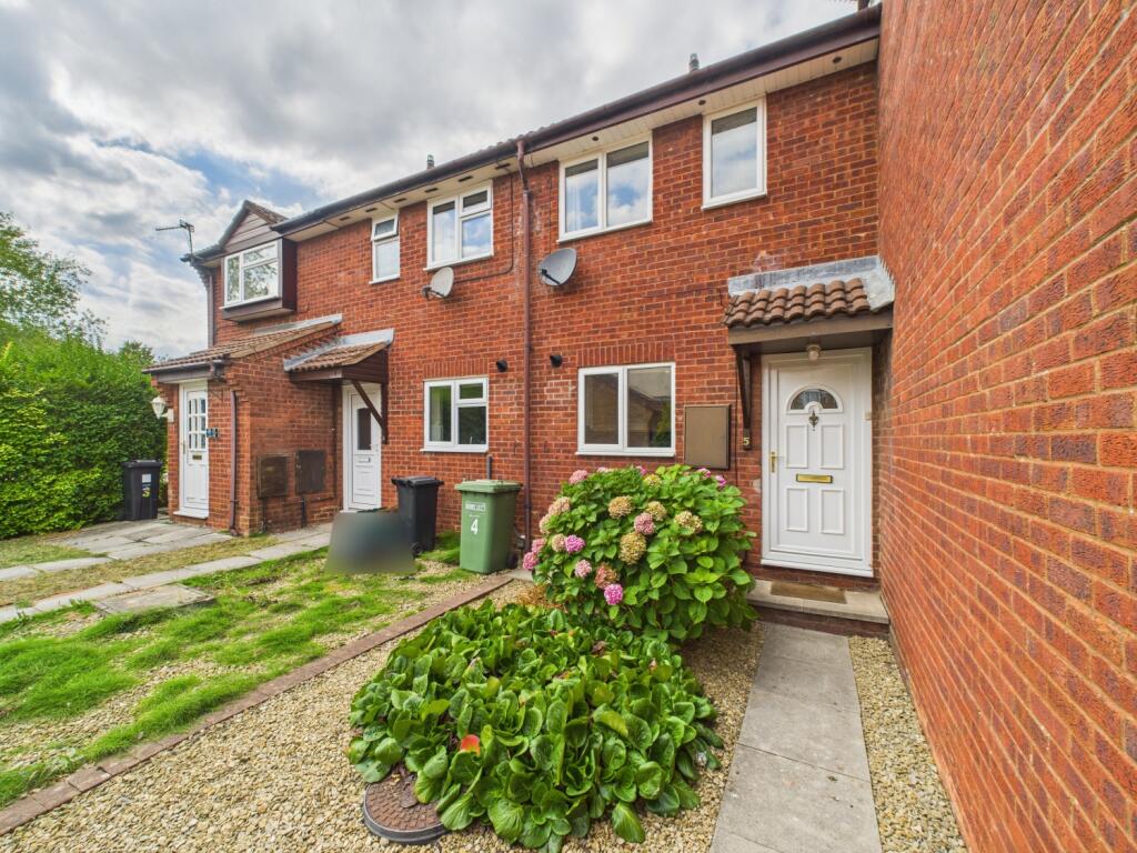 CAM02023G0-PR0165-STILL025