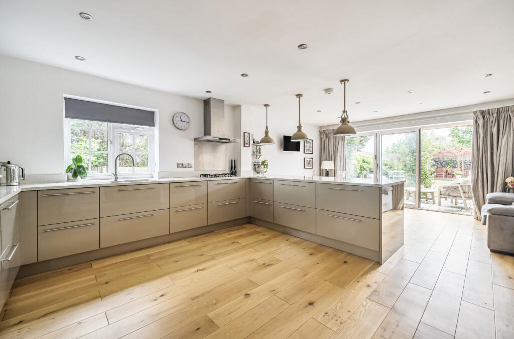 1345899-18-68b6d3...