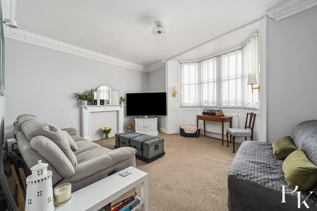 flt-6-osbourne-mansions-bn3 (10) .jpg