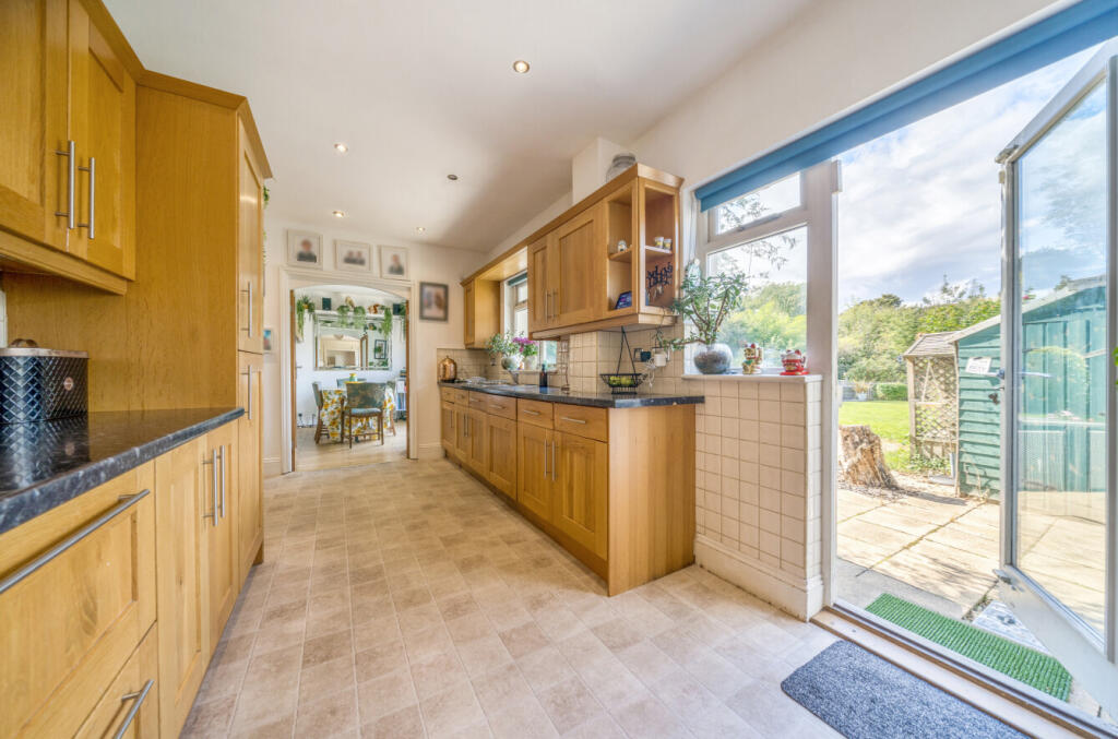 1354483-25-68c449...