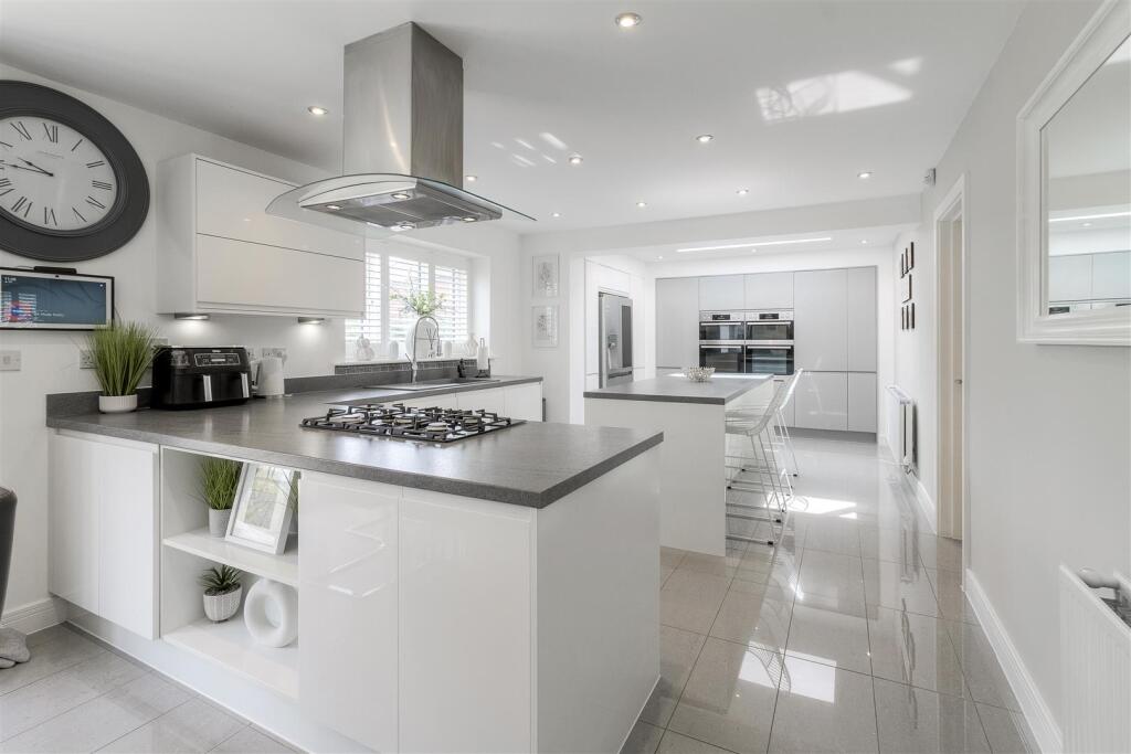 1 Farthington Drive, Nuneaton