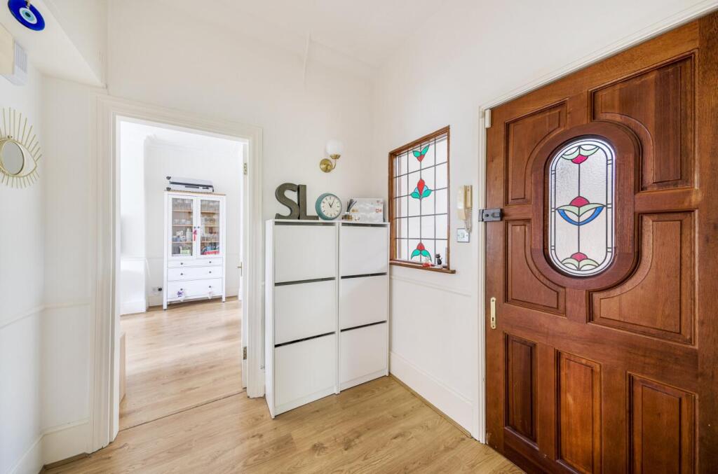 Davidson Frost-Wellings, DFW, Stanmore Hill, Stanm