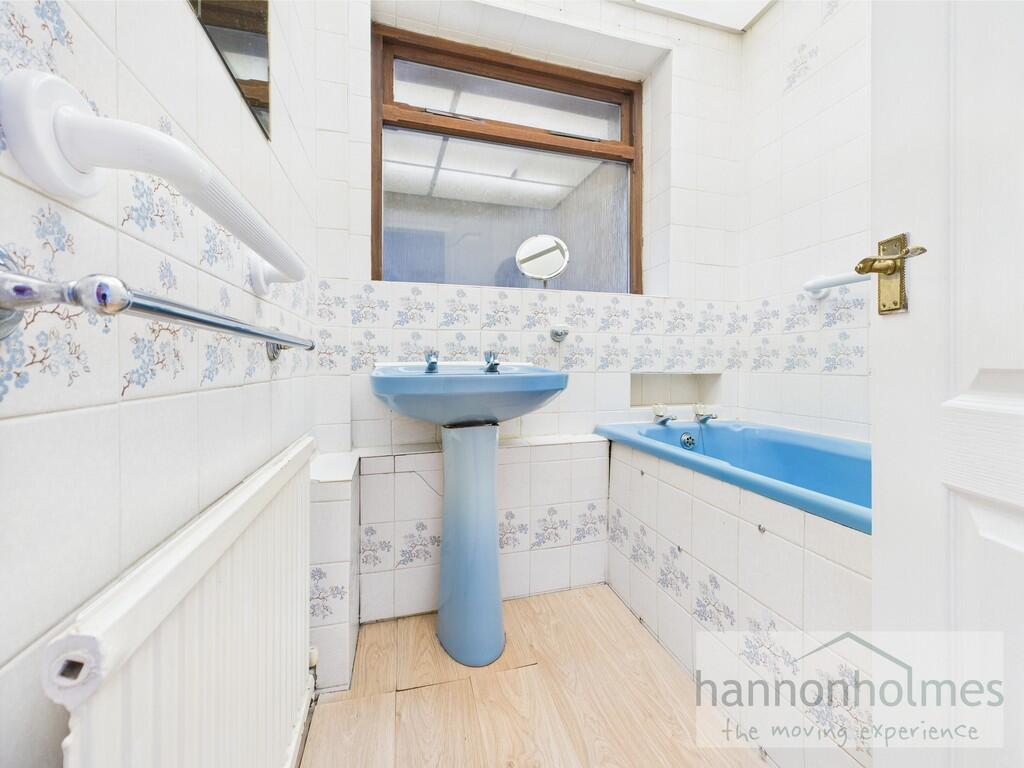 CAM05283G0-PR0056...