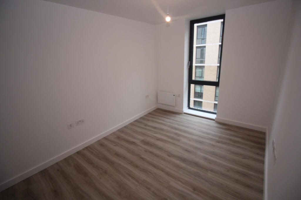 Kimpton Road, Luton, Bedfordshire, LU2