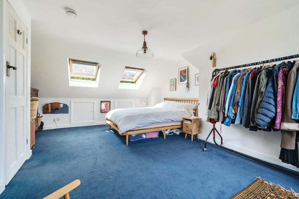 1324423-2-6874eed...