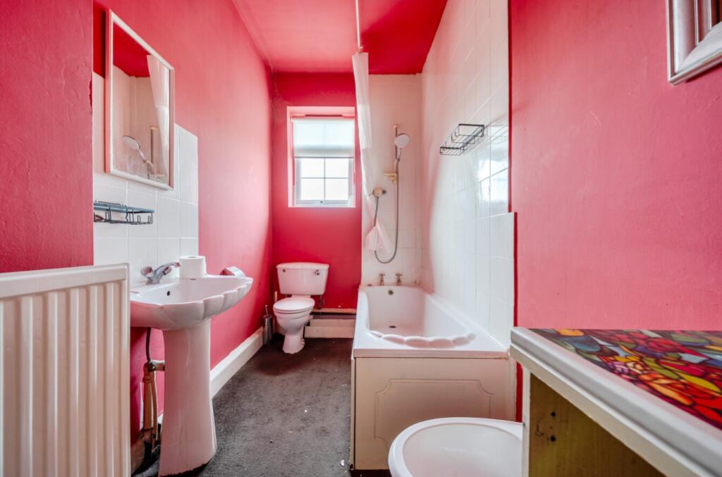 1376708-4-690b4cee770cf