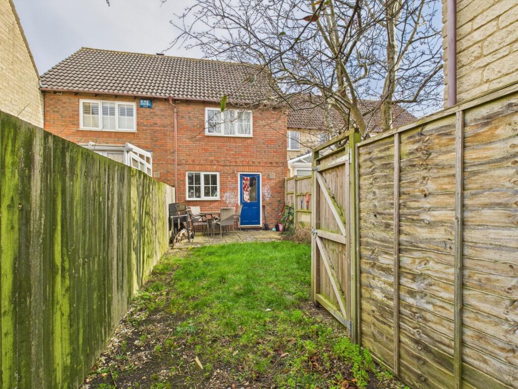 CAM05203G0-PR0006-STILL006