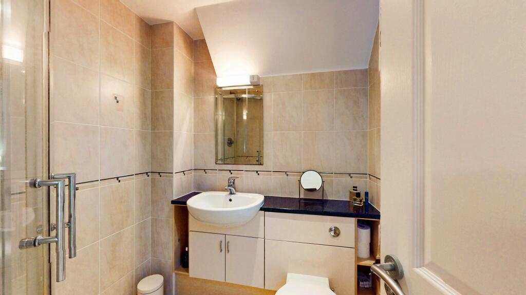 8-Castleton-Court-West-Park-02092024_102642