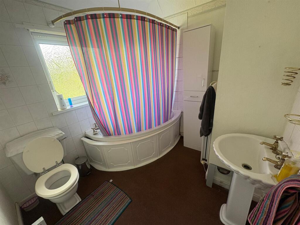 WhatsApp Image 2025-08-06 at 08.41.32_d4ae79e2.jpg