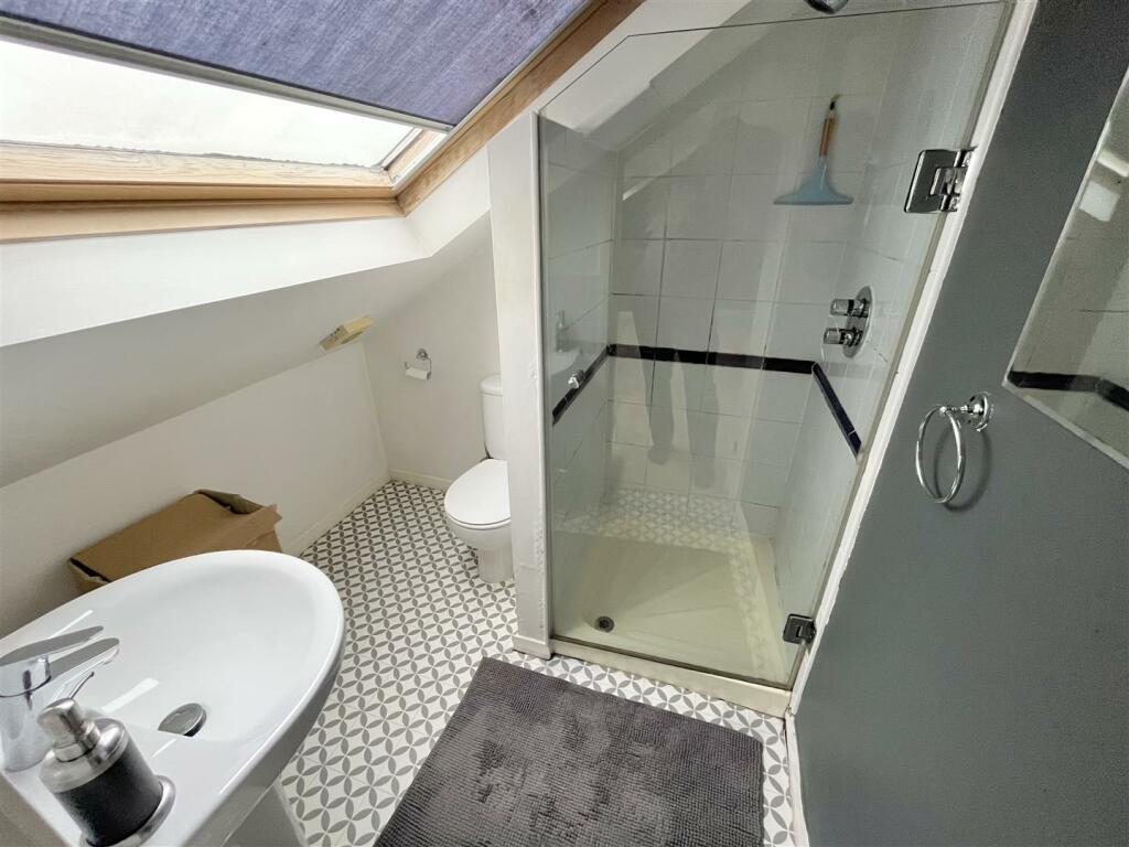 Bedroom 1 En Suite