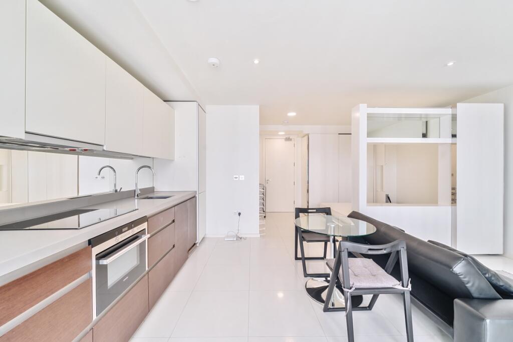 26-681a22dea008d-...