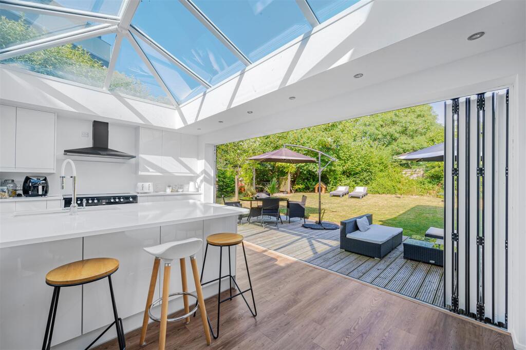 Kitchen to Garden