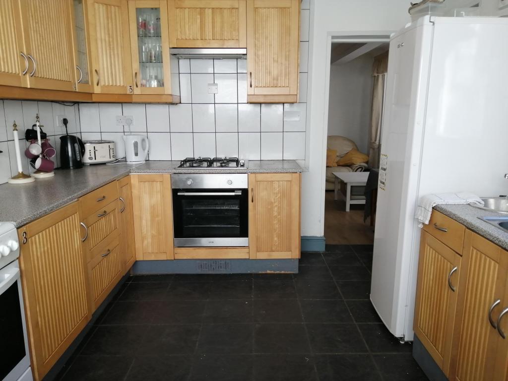 kitchen new 1