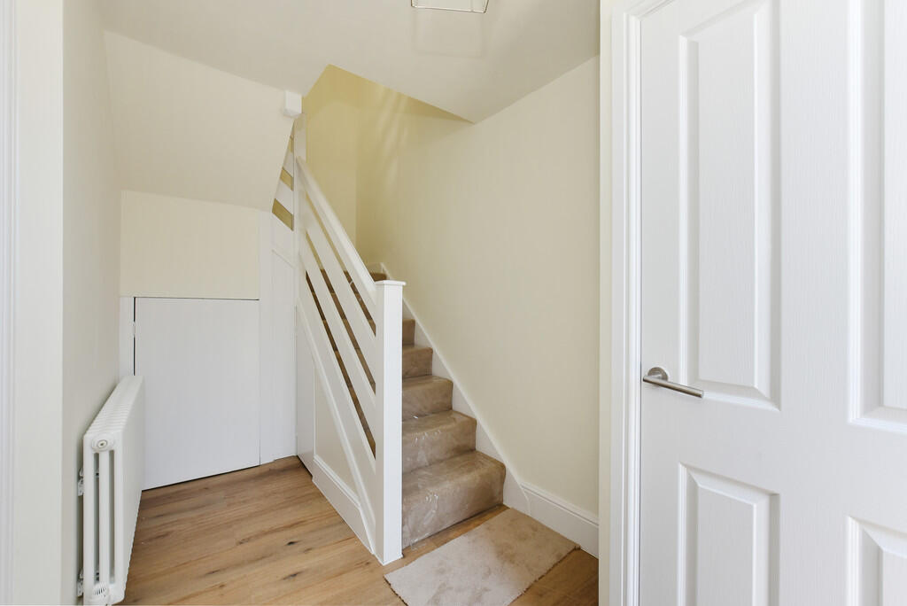 8 Milborne Mews (...