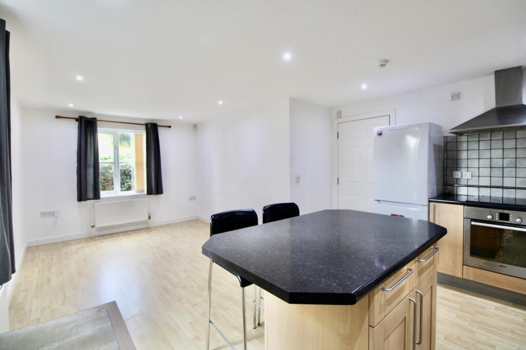 Lounge kitchen diner 2