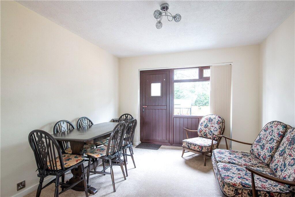 Dining/Bedroom