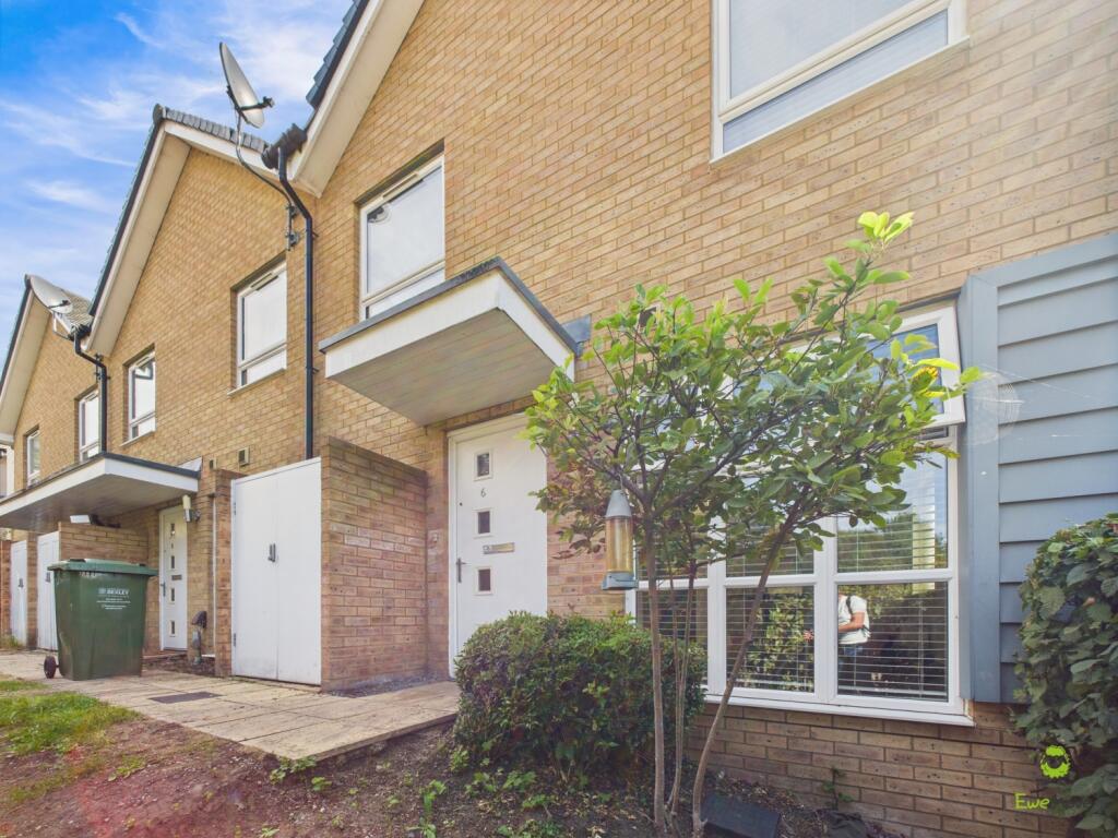 CAM02615G0-PR0101-STILL010