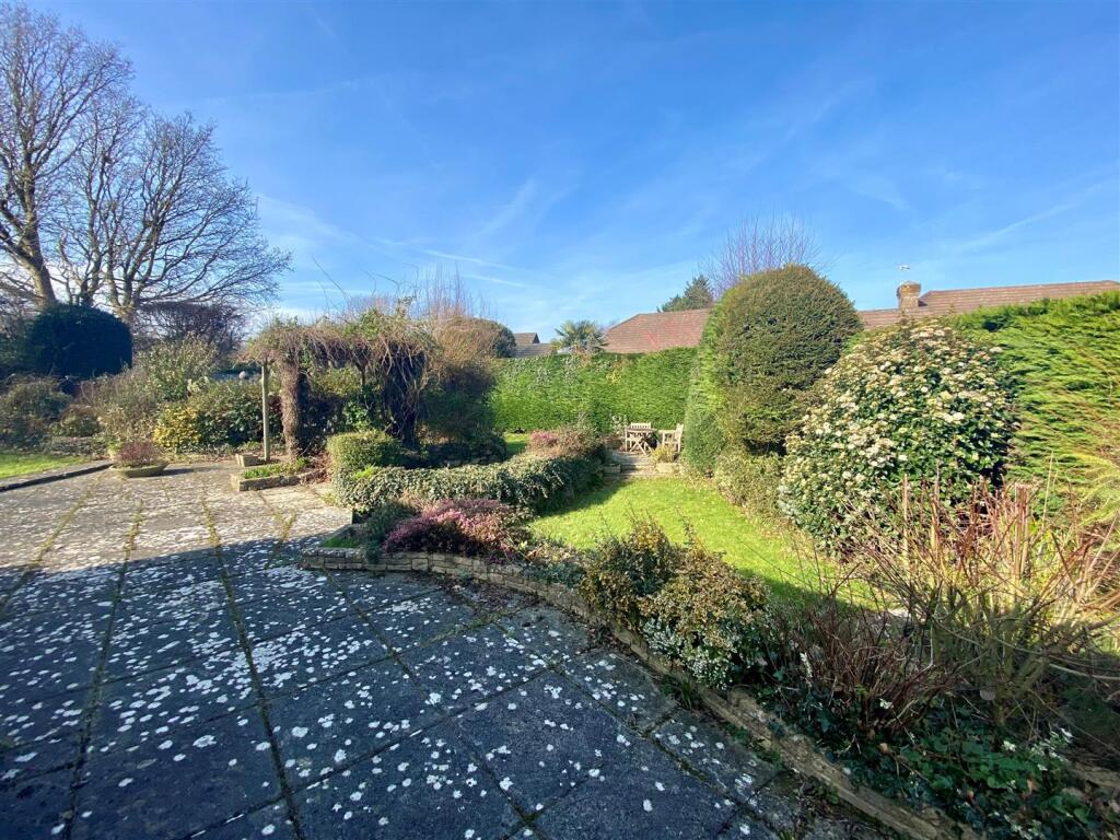 SANDBANKSNEWREARGARDEN4.jpg