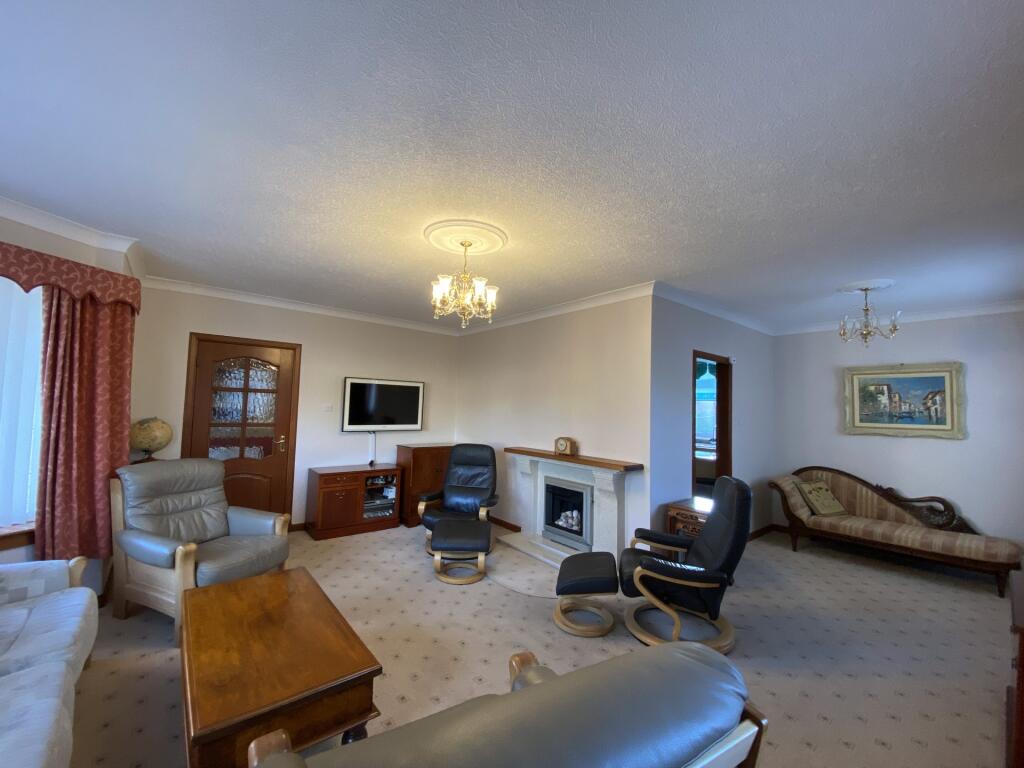 15 Fairfield Crescent, Dumfries, DG1 4BW - Braidwo