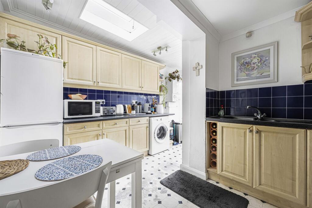 Kitchen/Breakfast Ro