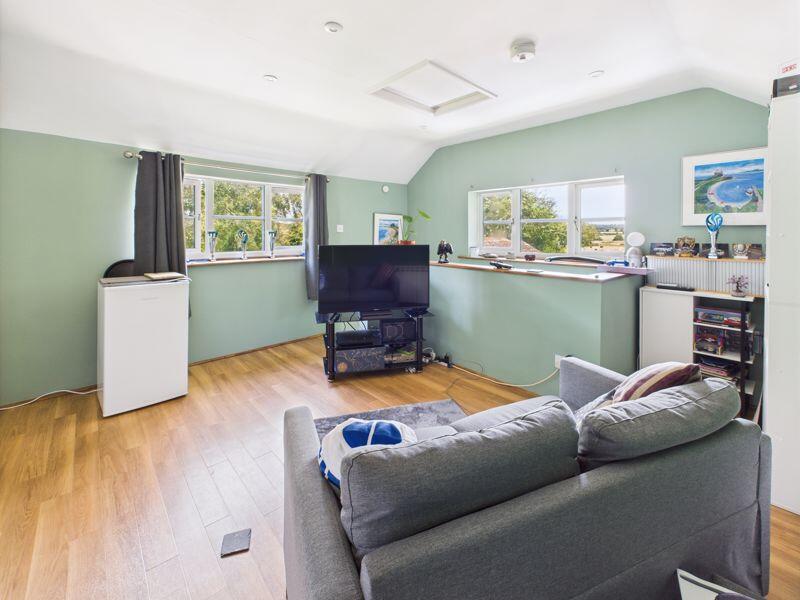 Annex Living/Dining/Kitchen
