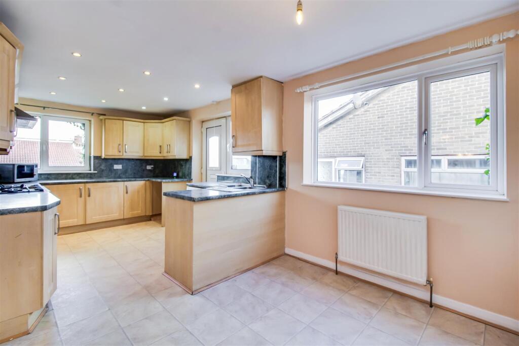 Oakland Drive, Netherton, Wakefield