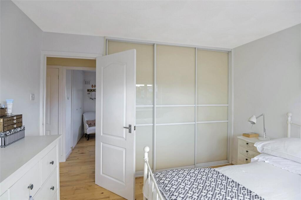 Bed 1