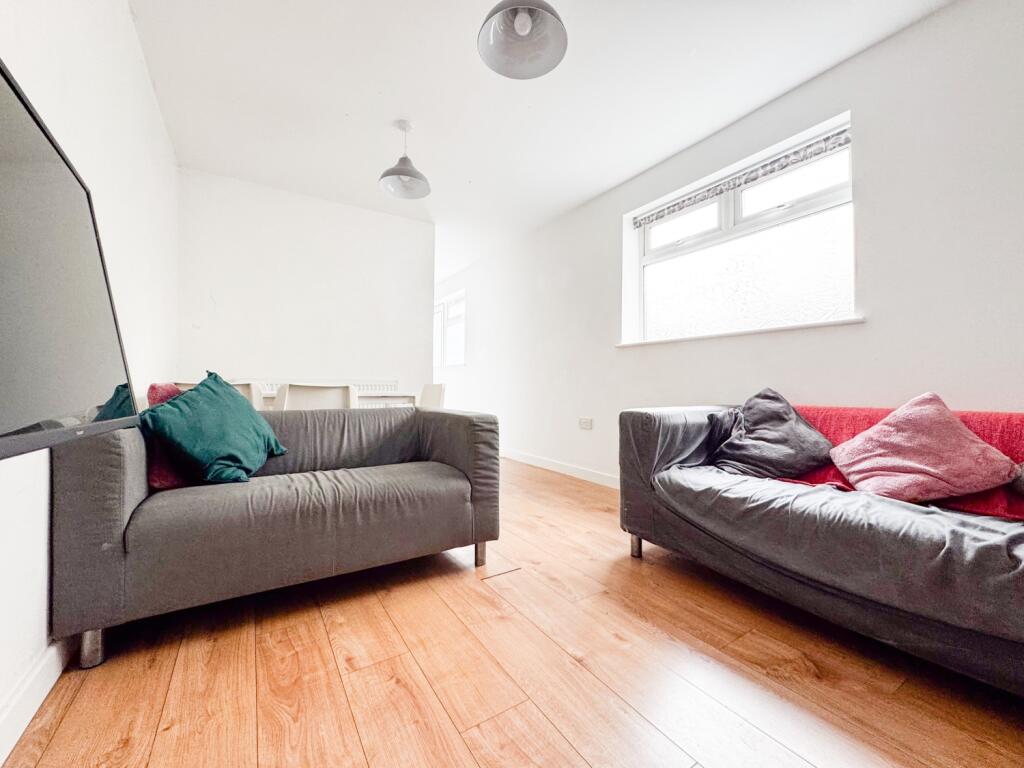 another student property from Award winning CPS HO