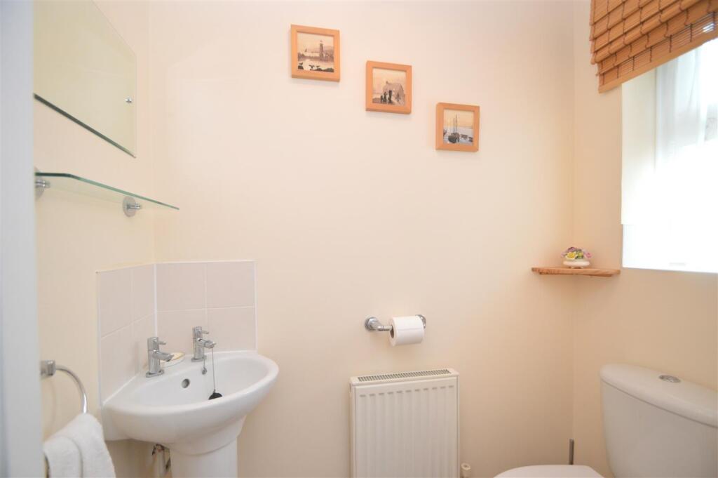 Cloakroom wc