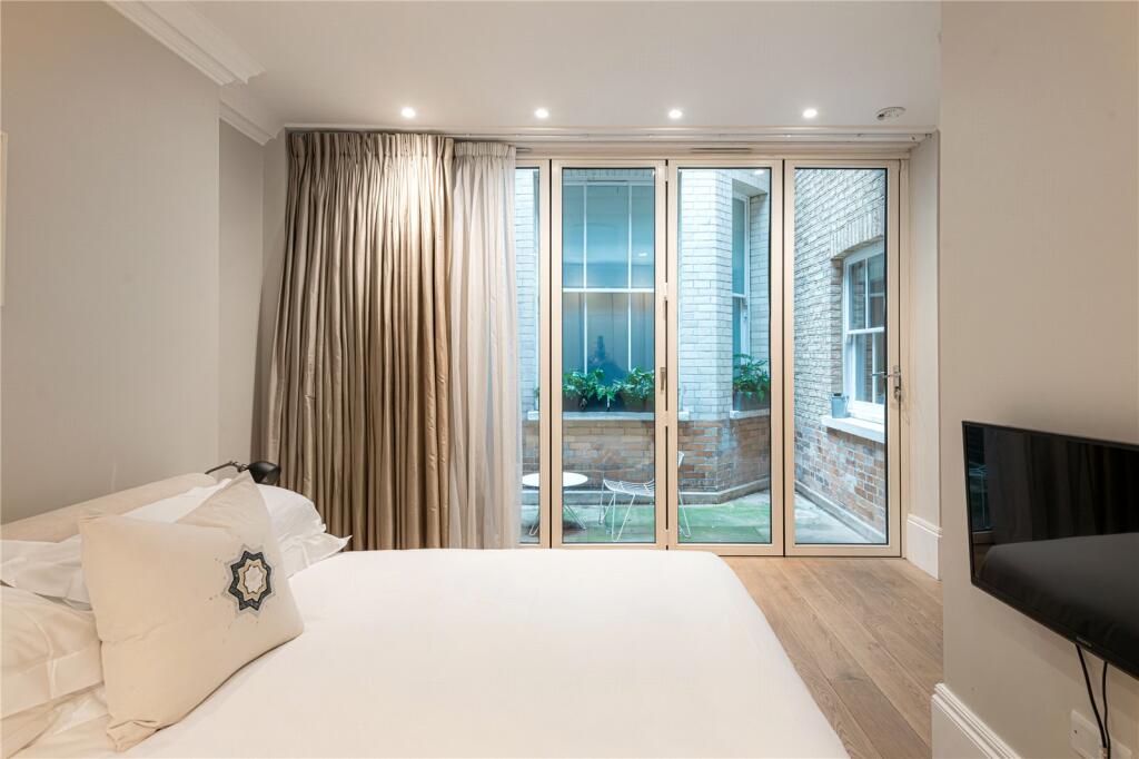 Principal Bedroom