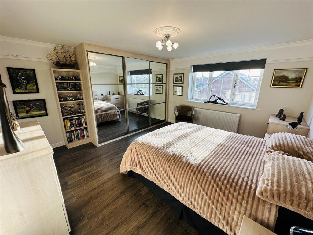 Bedroom1.jpg