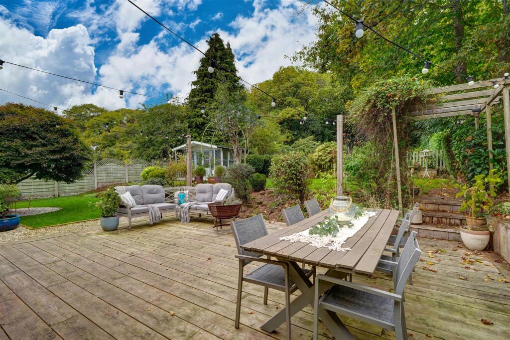 185 Bridgnorth Rd (42).jpg