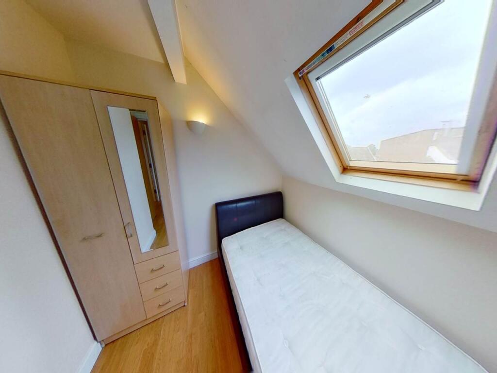 F4-34-Penarth-Road-0