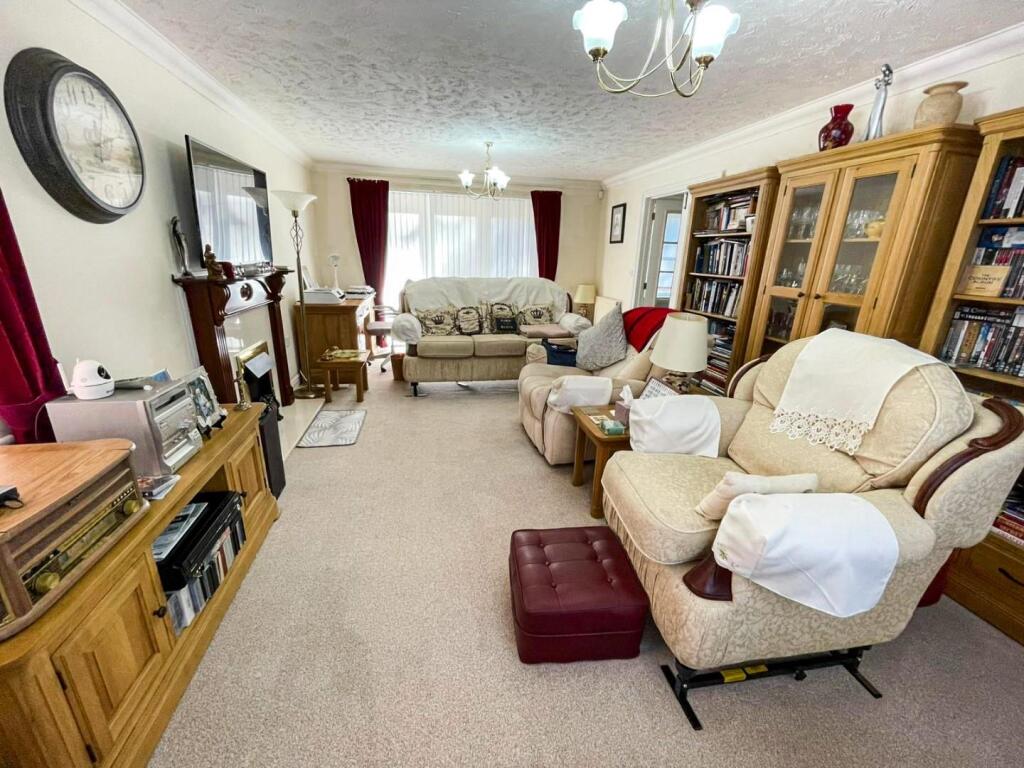 tlc_75d523a7-b090-4a1a-8b73-5c583e4840d7_658c8ed.j