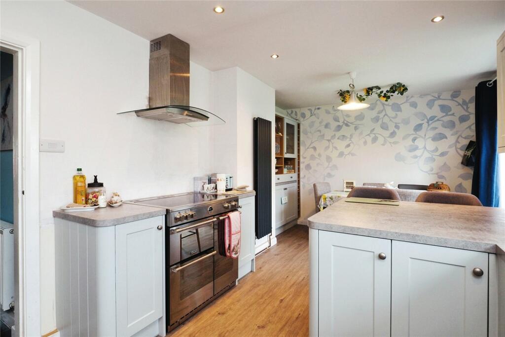 Fitted Kitchen