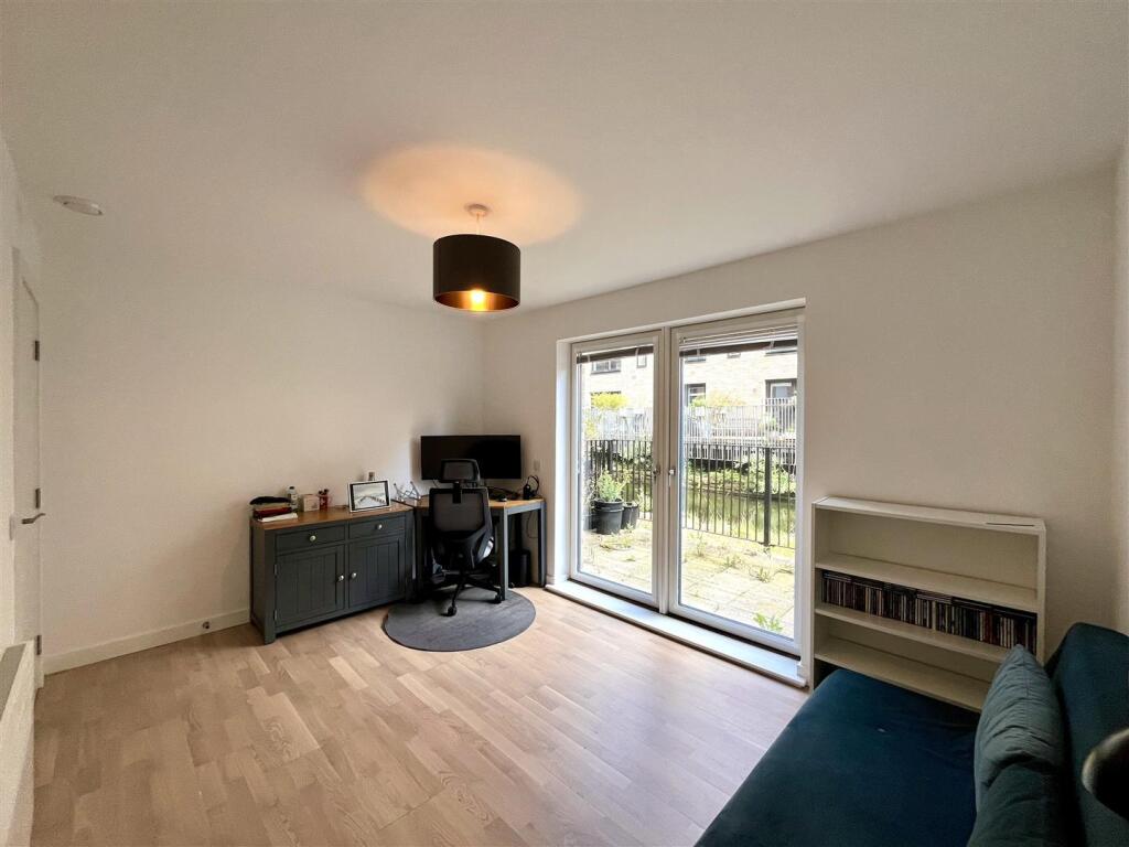 Bedroom 2 Aspect 2