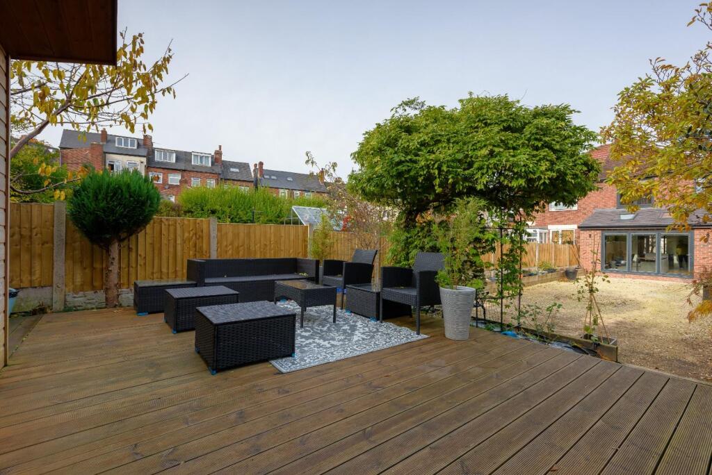 41CarnabyRoad(Exterior)-7.jpg