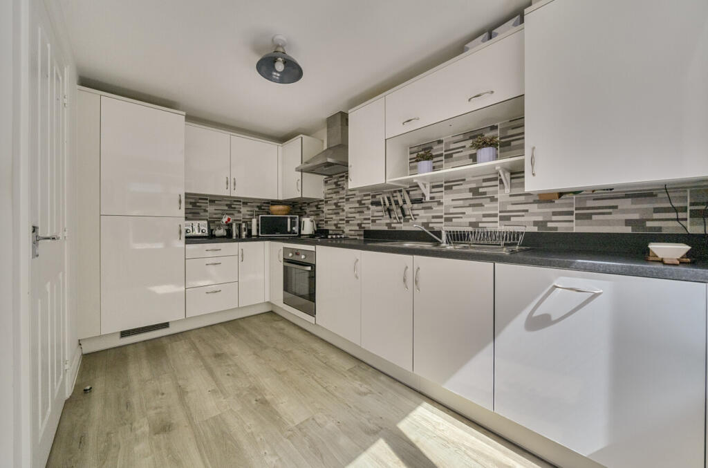 1309230-3-68484c9...