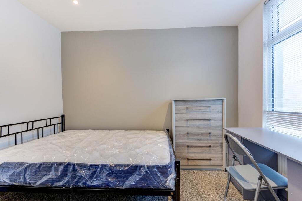 35 Sutherland Road-31.jpg