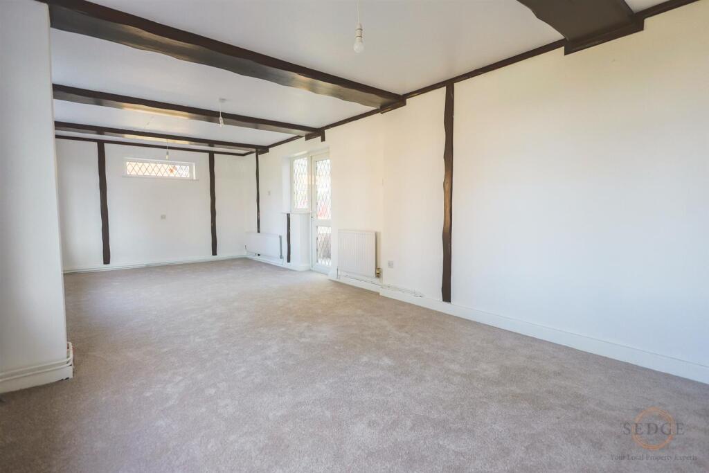 2a peterbourhg road -15.jpg